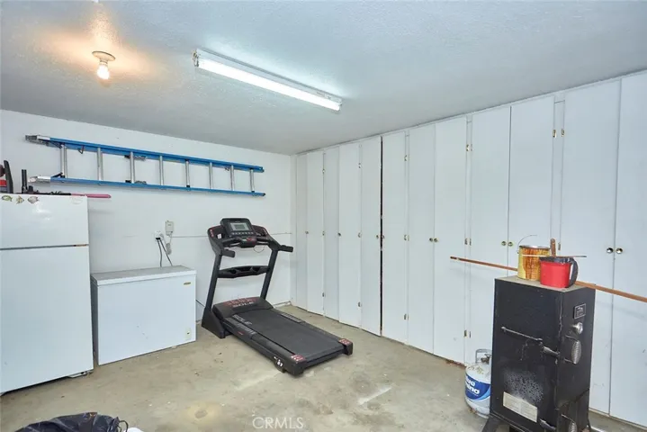 13004 Osage Road, Apple Valley, California 92308