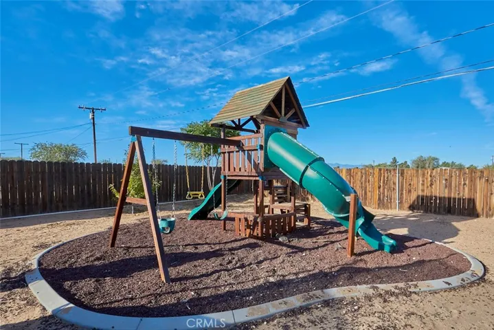 13004 Osage Road, Apple Valley, California 92308