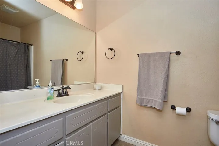 13004 Osage Road, Apple Valley, California 92308