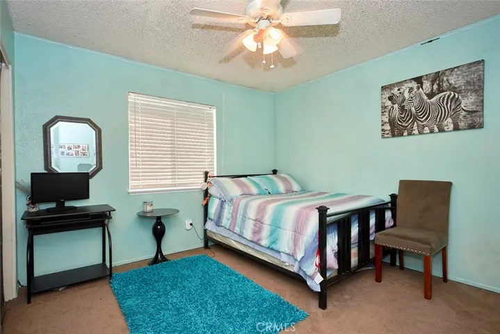 13004 Osage Road, Apple Valley, California 92308