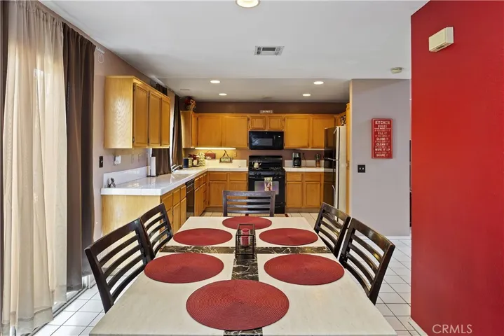 651 Pointe Vista Lane, Corona, California 92881