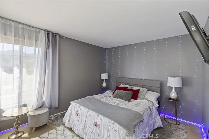 651 Pointe Vista Lane, Corona, California 92881