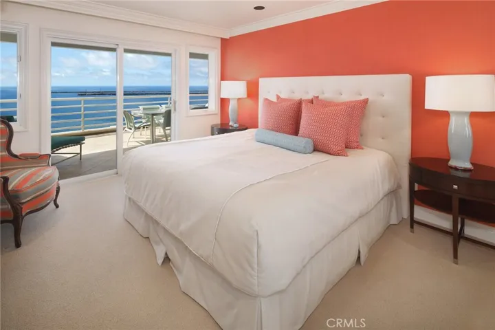 3719 Ocean Boulevard, Corona Del Mar, California 92625