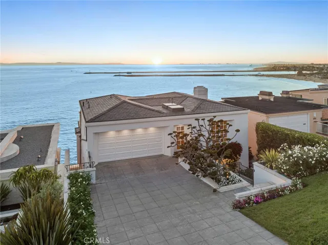 3719 Ocean Boulevard, Corona Del Mar, California 92625
