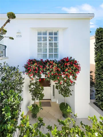 3719 Ocean Boulevard, Corona Del Mar, California 92625