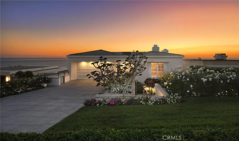 3719 Ocean Boulevard, Corona Del Mar, California 92625