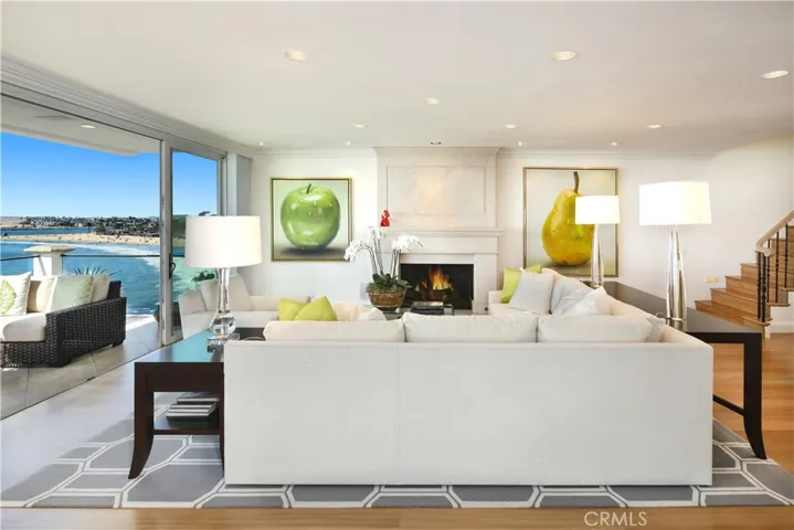 3719 Ocean Boulevard, Corona Del Mar, California 92625