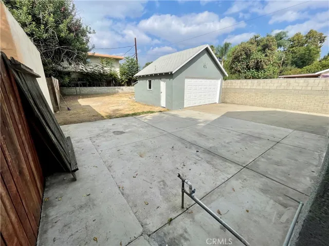 542 W W 25th Street, San Bernardino, California 92405