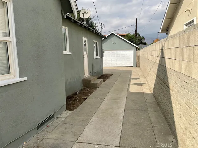 542 W W 25th Street, San Bernardino, California 92405