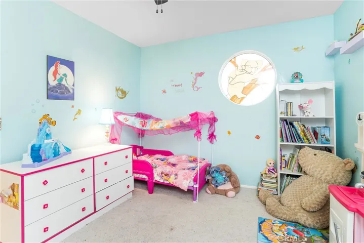 460 Mondale Street, Corona, California 92879