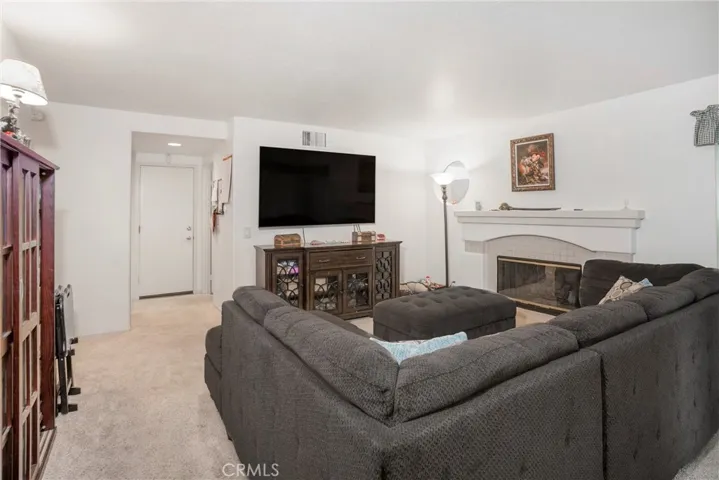 460 Mondale Street, Corona, California 92879
