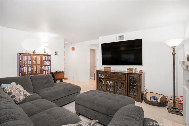 460 Mondale Street, Corona, California 92879