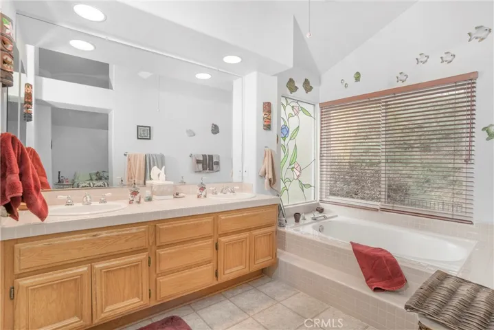 460 Mondale Street, Corona, California 92879