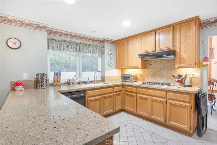 460 Mondale Street, Corona, California 92879