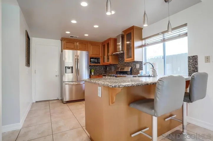 3705 Live Oak Creek Way, Ontario, California 91761