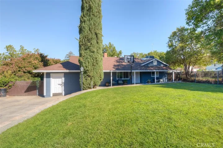 3 Oak Park Way, Oroville, California 95966