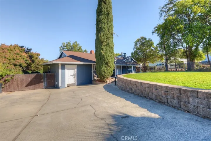 3 Oak Park Way, Oroville, California 95966