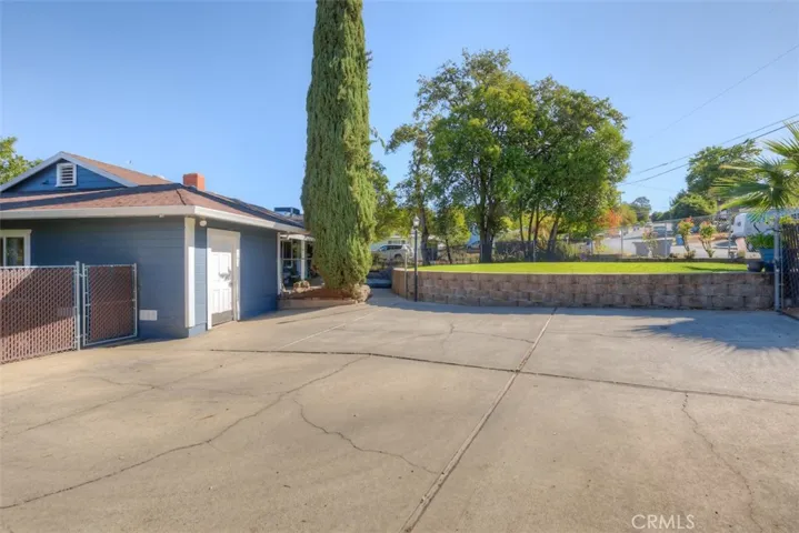 3 Oak Park Way, Oroville, California 95966