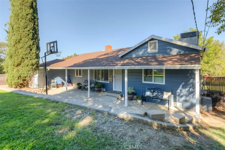 3 Oak Park Way, Oroville, California 95966