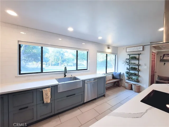 66 Pine Oaks Road, Oroville, California 95966