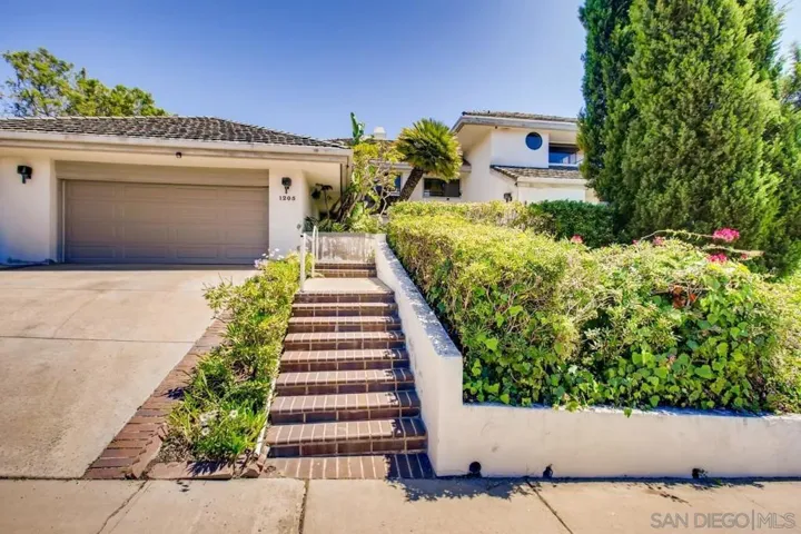 1205 La Jolla Rancho Rd, La Jolla, California 92037