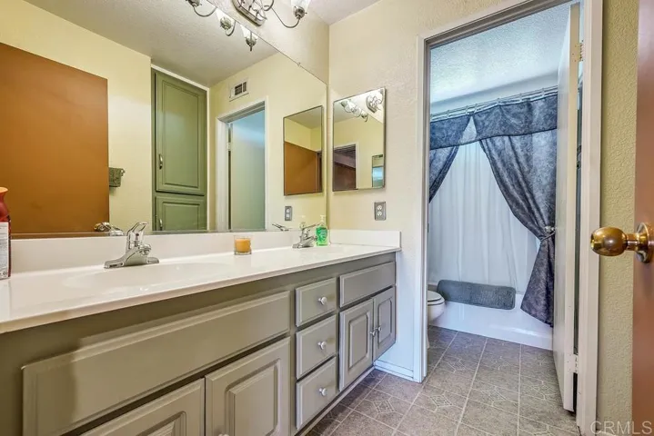 394 E Lurelane Street, Rialto, California 92376