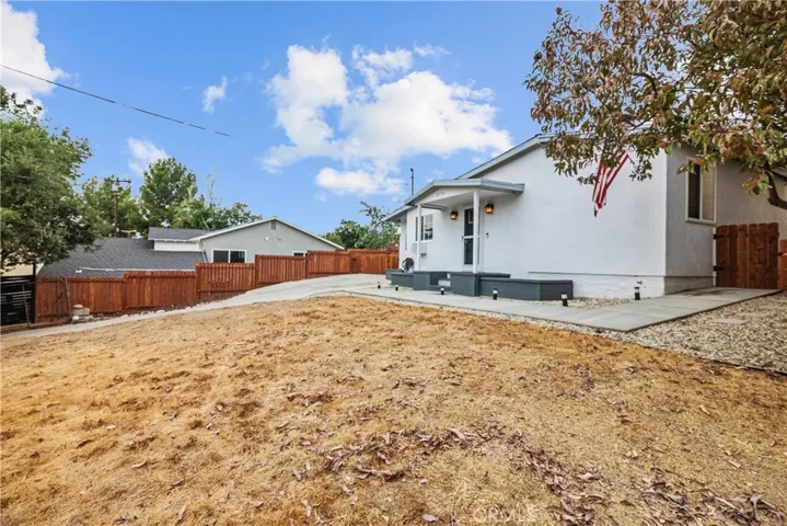 21741 Wahoo Trail, Chatsworth, California 91311