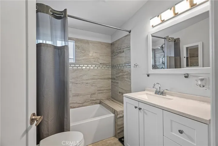 21741 Wahoo Trail, Chatsworth, California 91311