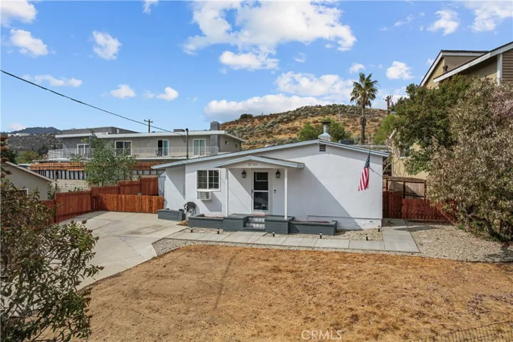 21741 Wahoo Trail, Chatsworth, California 91311