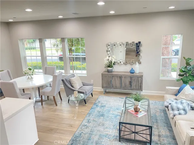 276 Dexter W A, Covina, California 91723