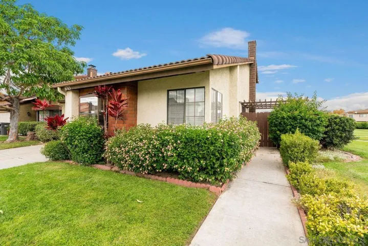 4765 Adler Way, Oceanside, California 92057