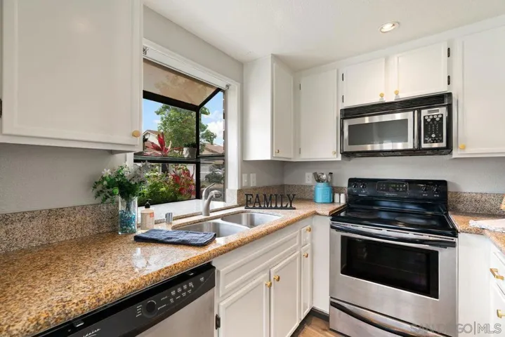 4765 Adler Way, Oceanside, California 92057