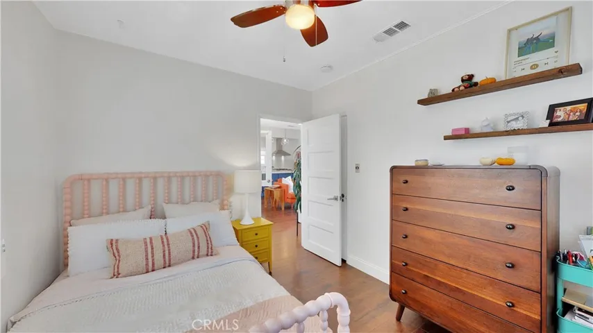 4325 E Massachusetts Street, Long Beach, California 90814