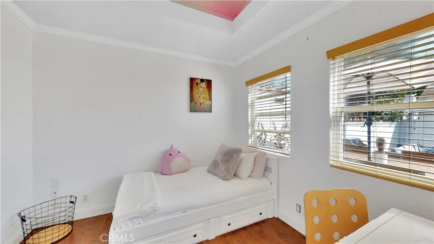 4325 E Massachusetts Street, Long Beach, California 90814