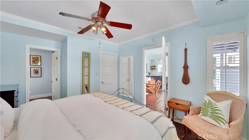 4325 E Massachusetts Street, Long Beach, California 90814