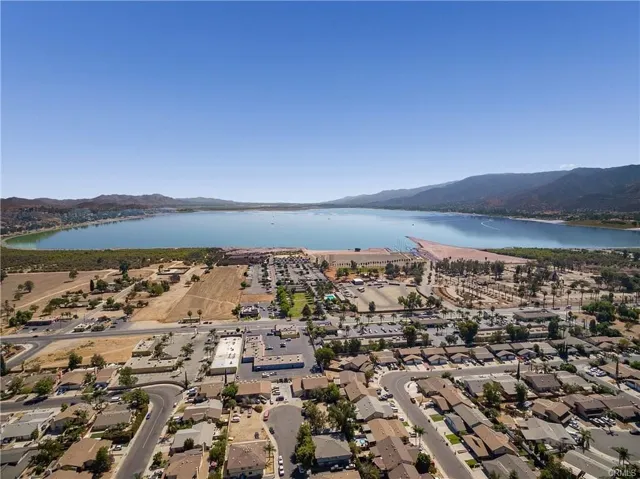 31764 Via Cordova, Lake Elsinore, California 92530