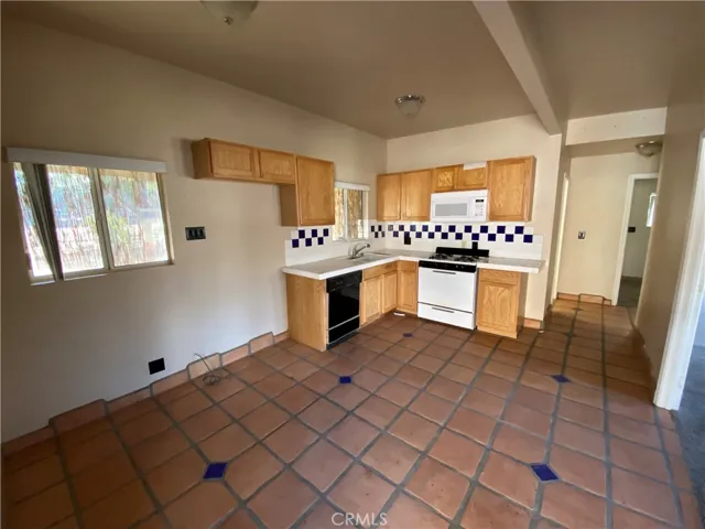 7438 Deer, Yucca Valley, California 92284
