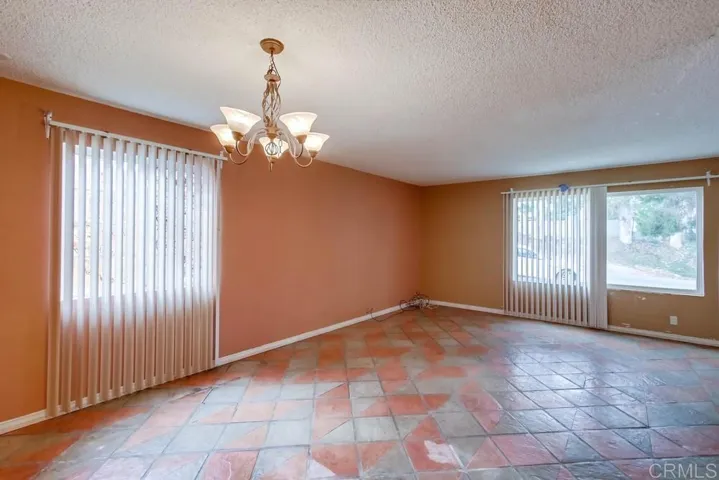 815 Beacon Drive, San Diego, California 92114