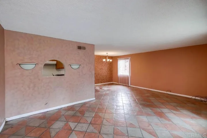815 Beacon Drive, San Diego, California 92114