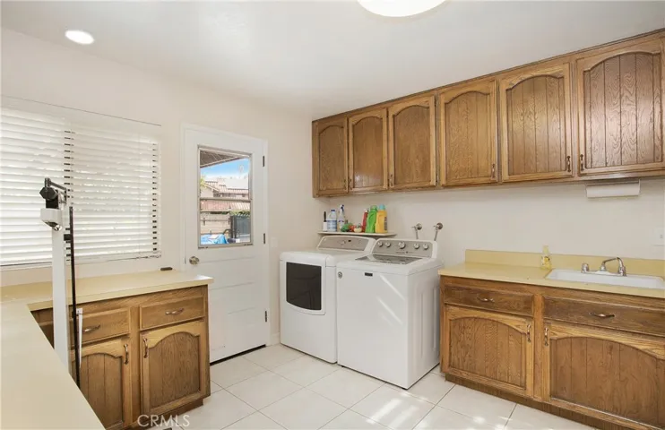 1981 Calle Roja, North Tustin, California 92705