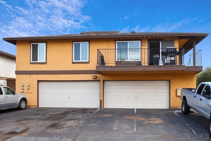 307 Graves Ct, El Cajon, California 92021