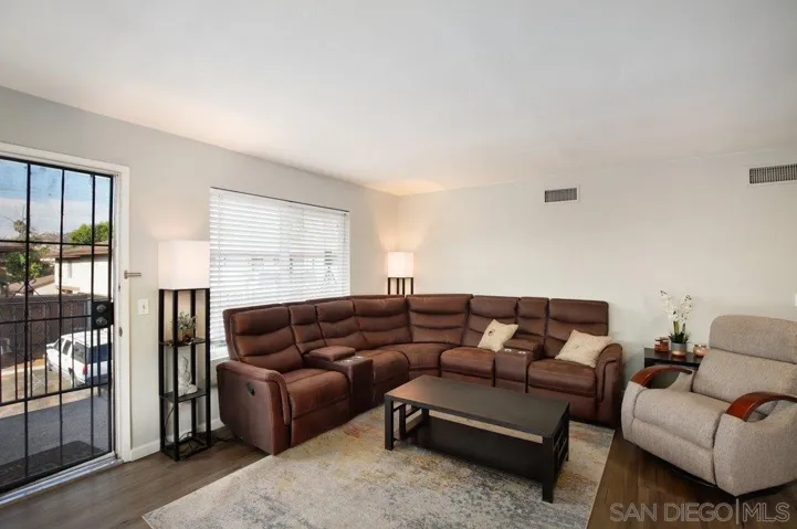 307 Graves Ct, El Cajon, California 92021