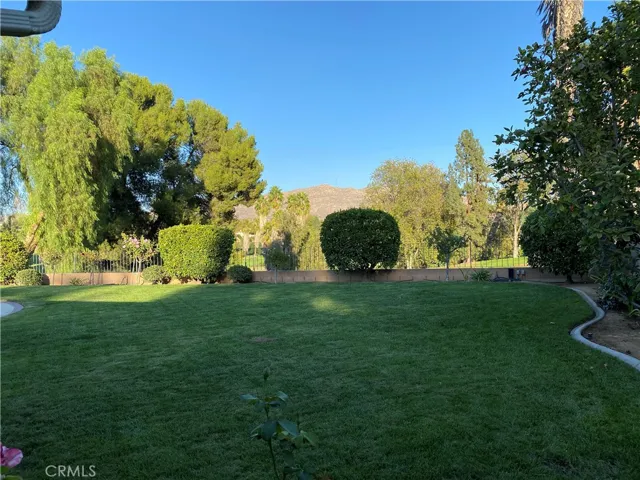 5504 Inner Circle Drive, Riverside, California 92506