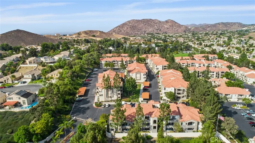 1020 La Terraza Circle 305, Corona, California 92879