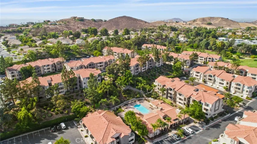 1020 La Terraza Circle 305, Corona, California 92879