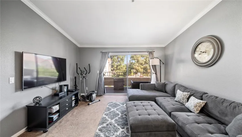 1020 La Terraza Circle 305, Corona, California 92879