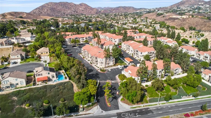 1020 La Terraza Circle 305, Corona, California 92879