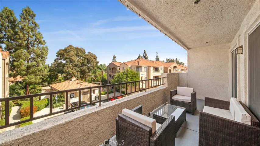 1020 La Terraza Circle 305, Corona, California 92879
