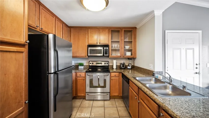 1020 La Terraza Circle 305, Corona, California 92879