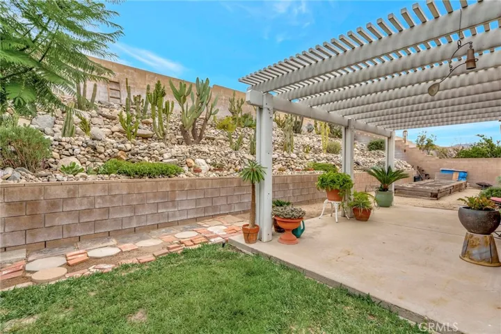 864 W 59th Street, San Bernardino, California 92407